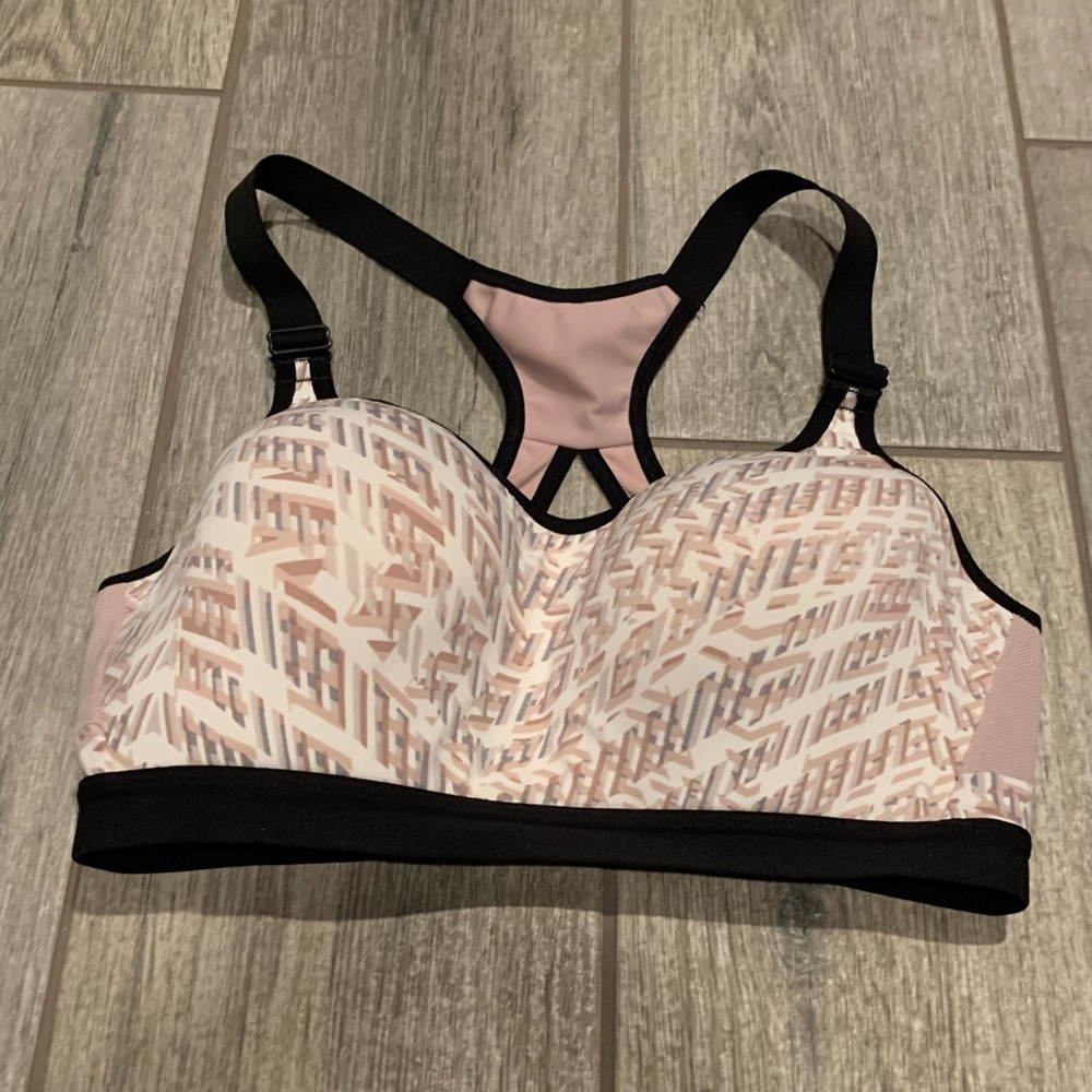 Victoria’s Secret Incredible Sports Bra